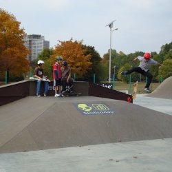 Etnies_back_to_the_future