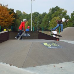 Etnies_back_to_the_future